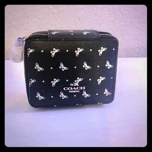 Coach Travel/Small Jewelry Case